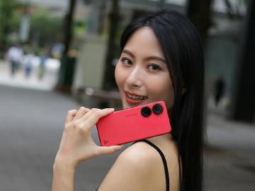 ZenTouch 2.0單手體驗再升級！華碩Zenfone 10功能介紹