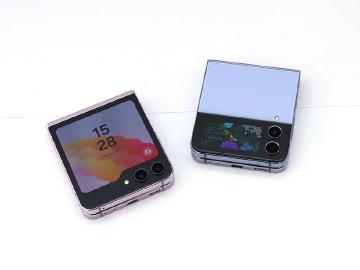 三星摺疊手機 Galaxy Z Flip5與Z Flip4規格差異有這些