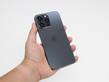 iPhone 15因這問題要分批上市？15 Pro Max傳延到10月