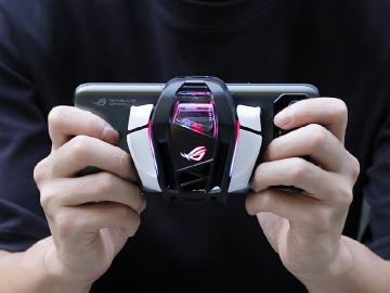 華碩今年無天璣產品 ROG Phone 8將採用高通S8 Gen 3