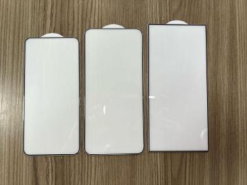 三星S24系列螢幕保護貼疑洩 新機螢幕邊框傳出會變窄