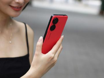 年底前小確幸！華碩ZenFone 10釋出Android 14系統升級