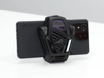 全台首發高通S8 Gen 3!頂規ROG Phone 8 Pro效能跑分實測