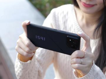 不是超音波！華碩證實ROG Phone 8系列AirTriggers肩鍵零組件有調整