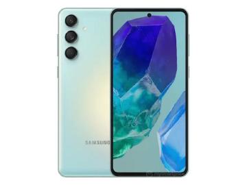 採用高通S7 Gen 1規格？三星M55 5G渲染圖與實機照疑洩