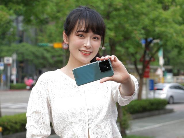 [SOGI調查報告]小米14該不該買？超過5成網友給3項評價