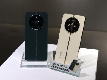 realme品牌專櫃推手機組合優惠！買12+ 5G送Note 50
