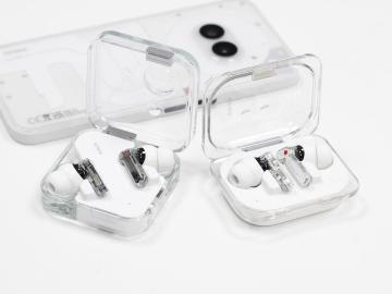 整合ChatGPT的藍牙耳機實用嗎？Nothing Ear與Ear (a)開箱評測