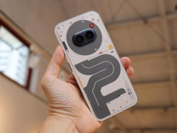 實機搶先看！Nothing Phone 2a特別版台灣到貨限量開賣