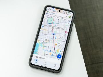 出國旅遊、遇到外國人問路很好用！Google地圖語音搜尋語言設定一次看懂