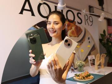 夏普徠卡手機8月上市 AQUOS R9台灣價格2萬有找