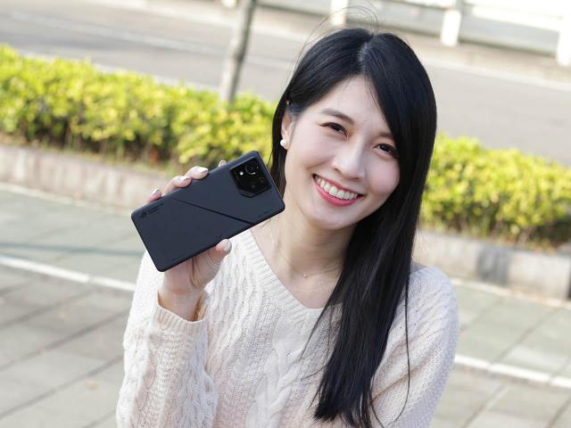 想玩手機遊戲就選ROG Phone 8！華碩電競手機通路最低價格整理(2024.8)
