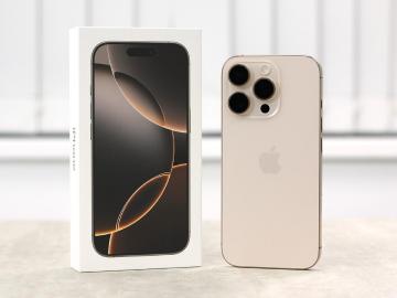 看iPhone 16全系列實機顏色！超搶手i16 Pro沙漠色鈦金屬開箱搶先看