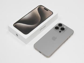 蘋果iPhone 15與i14、i13、i12換電池、維修螢幕要花多少錢?通路平均報價整理(2024.10)