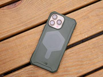 兼顧輕量與防護性！UAG ESSENTIAL ARMOR磁吸耐衝擊輕量手機殼
