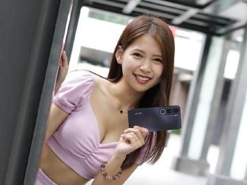 多了柔光環補光拍照超方便！vivo V40 Lite上市3個月通路最低價格整理(2024.12)