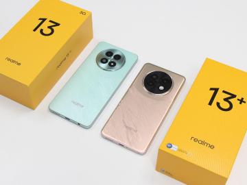realme 13與13+ 5G手機開箱!規格、跑分與相機比較一次看