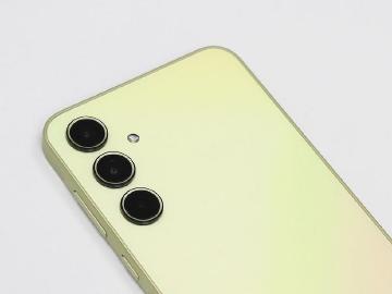 三星超人氣手機Galaxy A35 5G現在買最多省5千1！通路最低價格一次看(2025.1)