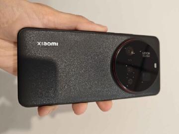 小米15 Ultra實機照曝光？國際版傳通過FCC認證