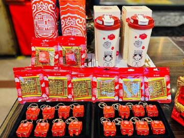 遠傳攜手鎮瀾宮!來店領結緣好禮 S25系列指定手機申辦送大甲媽護佑禮盒