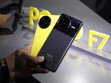 規格差異一次看!POCO旗艦手機F7 Ultra與F7 Pro新加坡發表