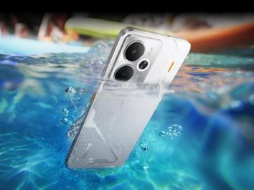 realme 14 5G遊戲防水手機發表 6千大電量搭配IP69防水