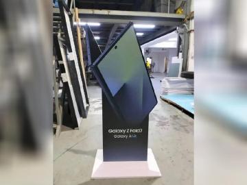 三星Z Fold7門市宣傳品曝光！機身更輕薄、主鏡頭模組明顯凸起