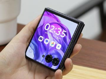 現在買Motorola摺疊手機直接省破萬元！razr 50 ULTRA通路最低價格一次看(2025.6)