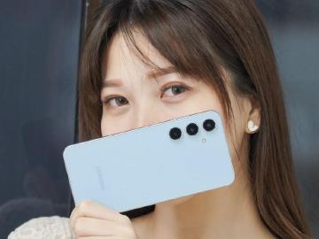 6.7吋三星輕旗艦手機又變便宜了！SAMSUNG S24 FE通路最低價格一次看(2025.7)