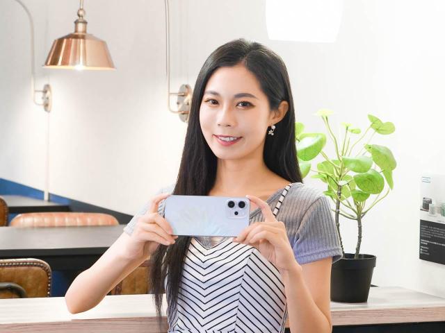 6千大電量規格、AI中階手機 OPPO Reno14 F 5G開箱