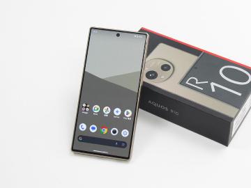 夏普徠卡手機AQUOS R10上市3個月變便宜了！通路最低價格一次看(2025.10)