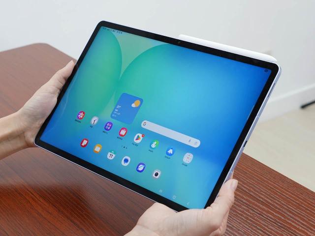 三星13吋大螢幕平板買這台超划算！SAMSUNG Tab S10 FE+通路最低價格一次看(2025.10)