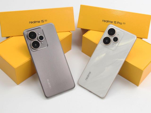 realme 15與15 Pro 5G手機開箱！規格、跑分與相機比較一次看