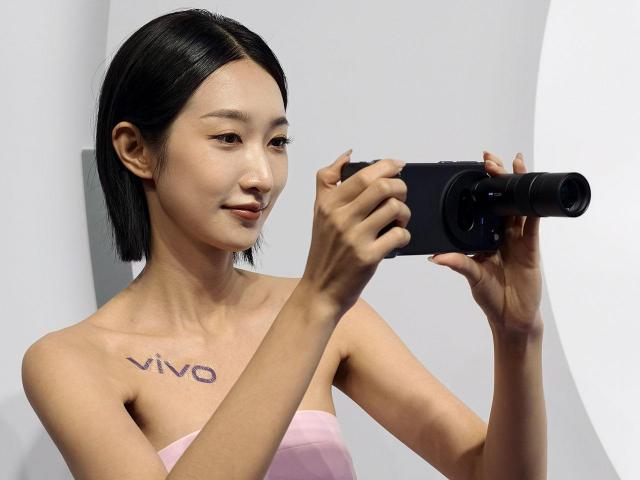 [SOGI小調查]vivo X300 Pro蔡司旗艦登場！這款長焦攝影手機你會入手嗎？
