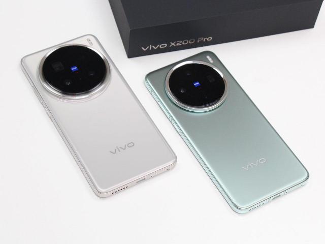 認為X300 Pro價格太高沒關係！vivo X200 Pro上市滿一年通路現在買最划算(2025.11)