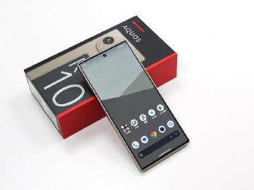 日系品牌也有徠卡拍照手機可以買！夏普AQUOS R10通路最低價格一次看(2025.11)