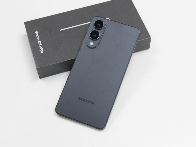 三星超薄旗艦手機S25 Edge上市半年便宜多少錢？通路最低價格一次看(2025.11)