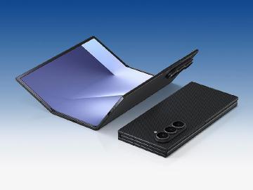 能當10吋大平板使用！三星首款三摺疊手機Galaxy Z TriFold發表