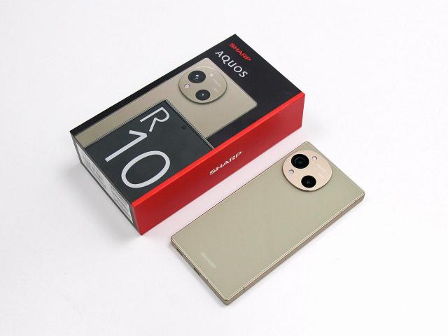 日系徠卡拍照手機現在買最多省6千！夏普AQUOS R10通路最低價格一次看(2025.12)