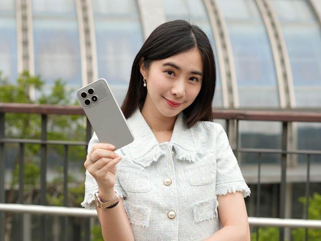 Bose音效、輕巧握感 POCO F8 Pro開箱跑分與相機測試