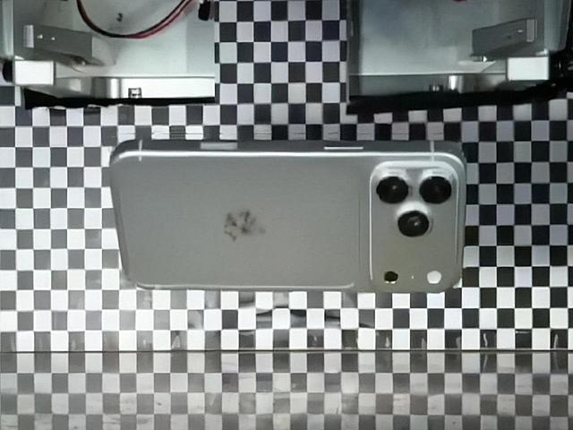 蘋果供應鏈疑洩iPhone 18 Pro測試影片！標準版傳沿用前代螢幕