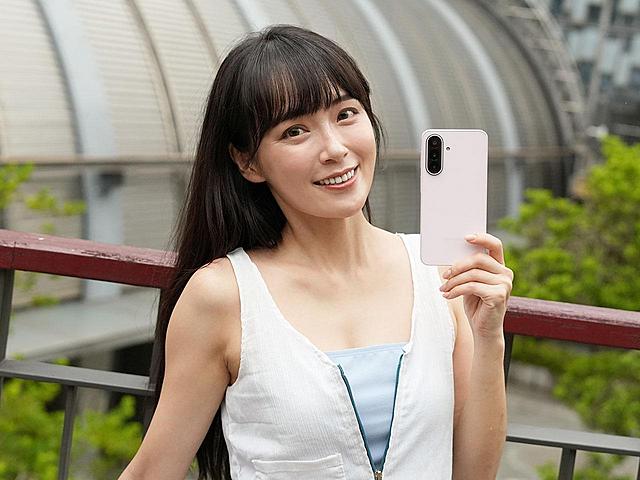 改用O極限全螢幕、4奈米處理器規格！三星A27 5G手機開箱體驗