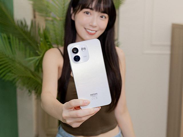 金剛耐用結構、巨無霸電量手機！REDMI Note 17 Pro Max開箱與規格一次看