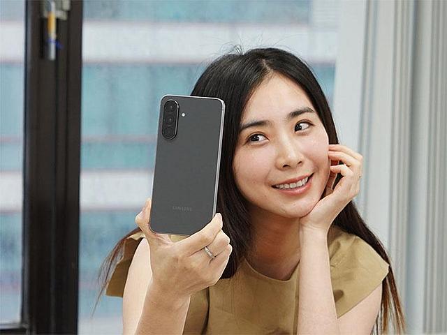 要買要快SAMSUNG A56通路存貨最後倒數！9月最低入手價格一次看