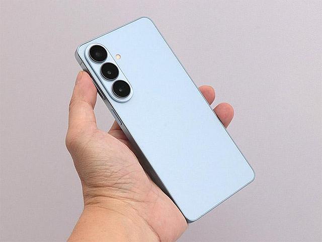 上市半年SAMSUNG Galaxy S26+現在買可省上萬元！9月通路最低價格一次看