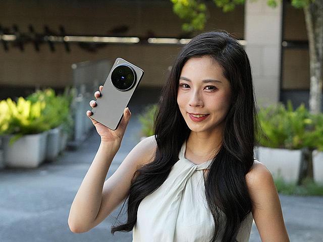 官網調漲別怕！vivo X300 Ultra上市半年逆勢砍1萬，買這容量最划算(2026.10)