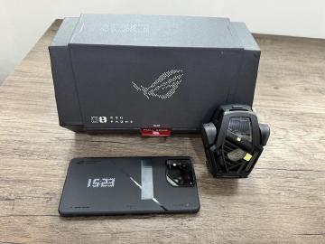 ASUS ROG Phone 8 Pro Edition