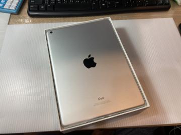 Apple iPad 9.7 (2018) Wi-Fi 128GB