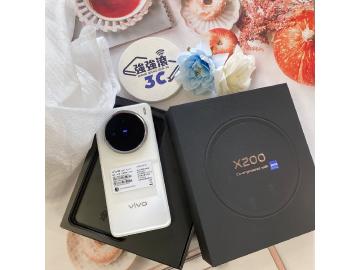 vivo X200