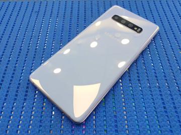 SAMSUNG Galaxy S10+